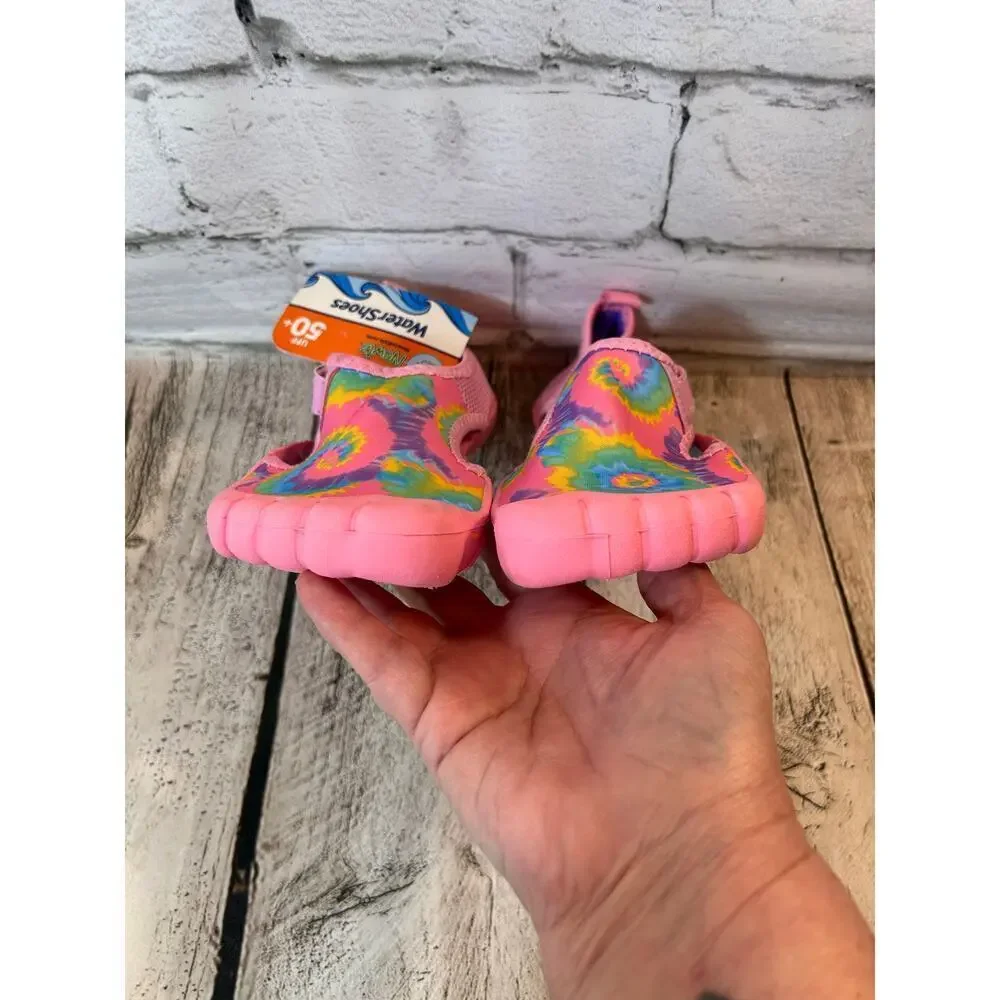 NEWTZ Girl’s Water Shoes / Size: 11-12